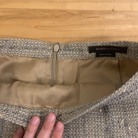 BCBG tweed mini skirt - Picture 3 of 6